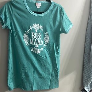LuLaRoe live tee medium